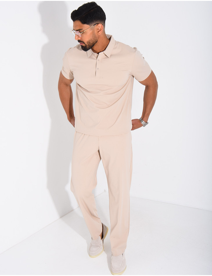 Set aus schmaler Hose und kurzärmeligem Polohemd