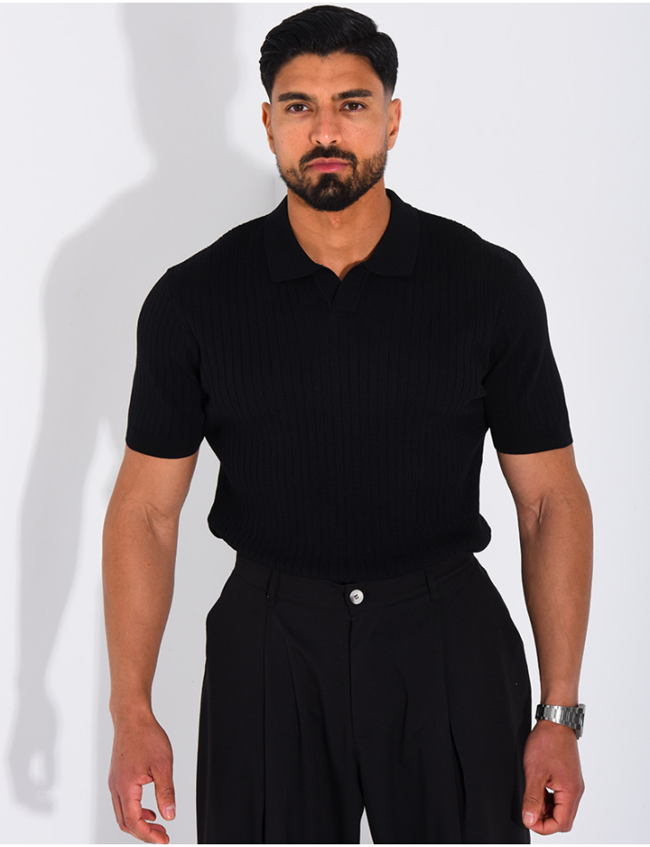 Short-sleeved polo shirt