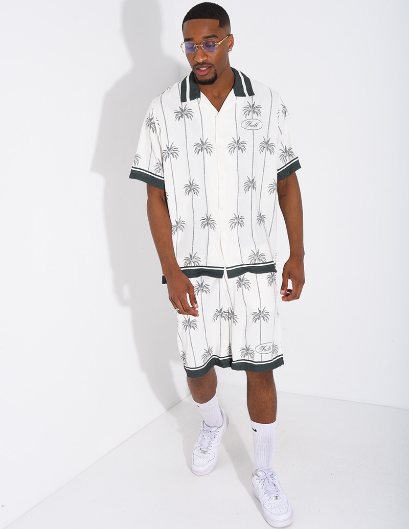 Ensemble short et chemise...