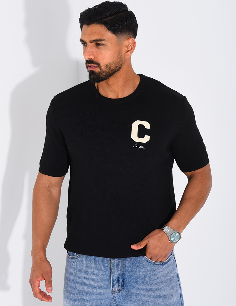 T-shirt nid d'abeille lettre C