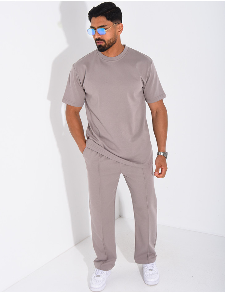 Set aus schmaler Hose und T-Shirt