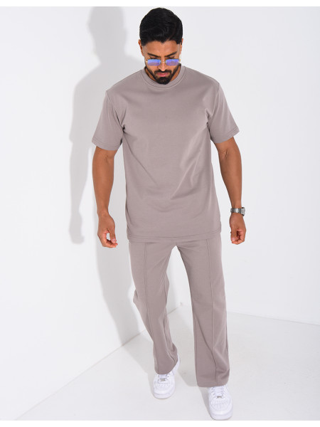 Set aus schmaler Hose und T-Shirt