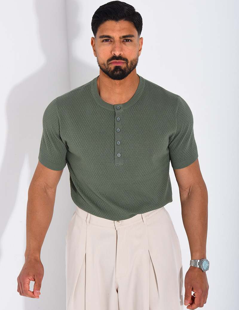 T-shirt texturé à boutons