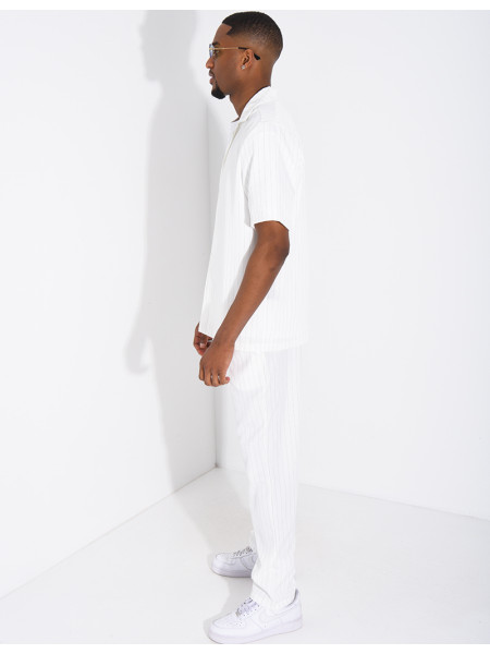 Ensemble rayé pantalon et chemise manches courtes