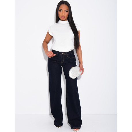 Jeans mit niedriger Leibhöhe, weitem Bein und Waschung