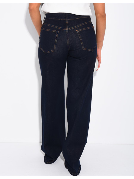 Jeans mit niedriger Leibhöhe, weitem Bein und Waschung