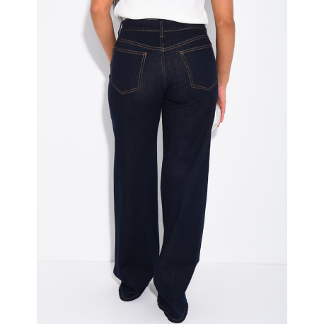 Jeans mit niedriger Leibhöhe, weitem Bein und Waschung