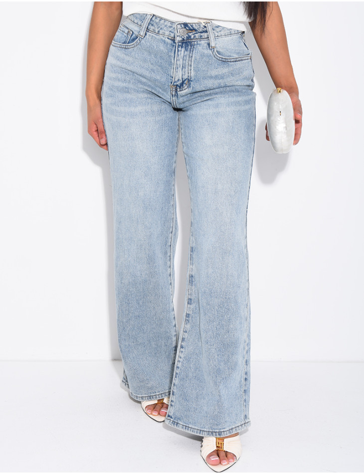 Jeans in weiter Passform, mittlerer Bund, verwaschener Look