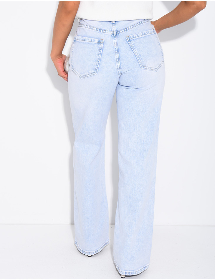 Hellblaue Jeans mit geradem Schnitt