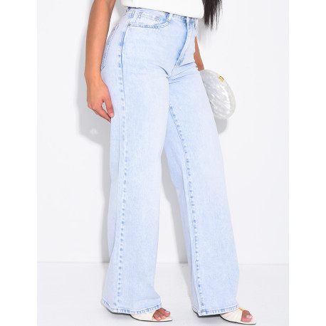 Hellblaue Jeans mit geradem Schnitt