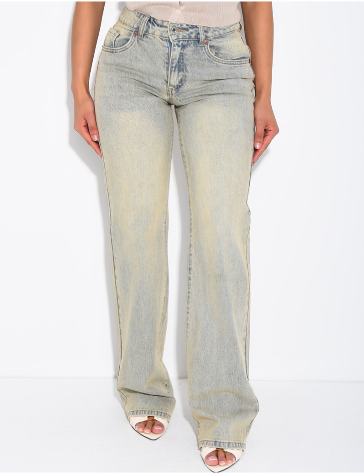 Light blue low-rise wide-leg jeans