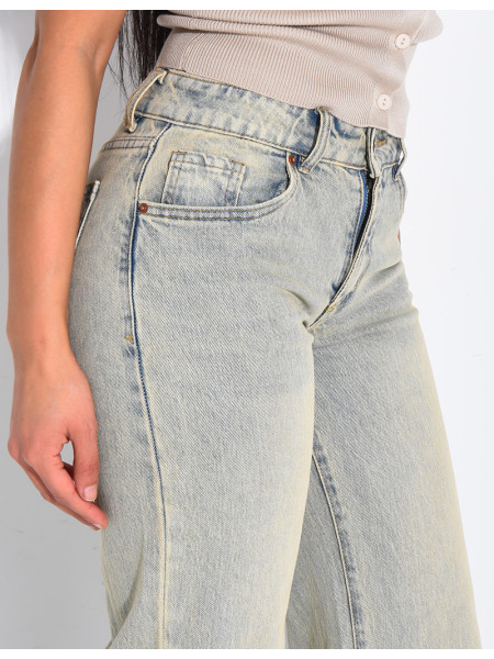 Light blue low-rise wide-leg jeans