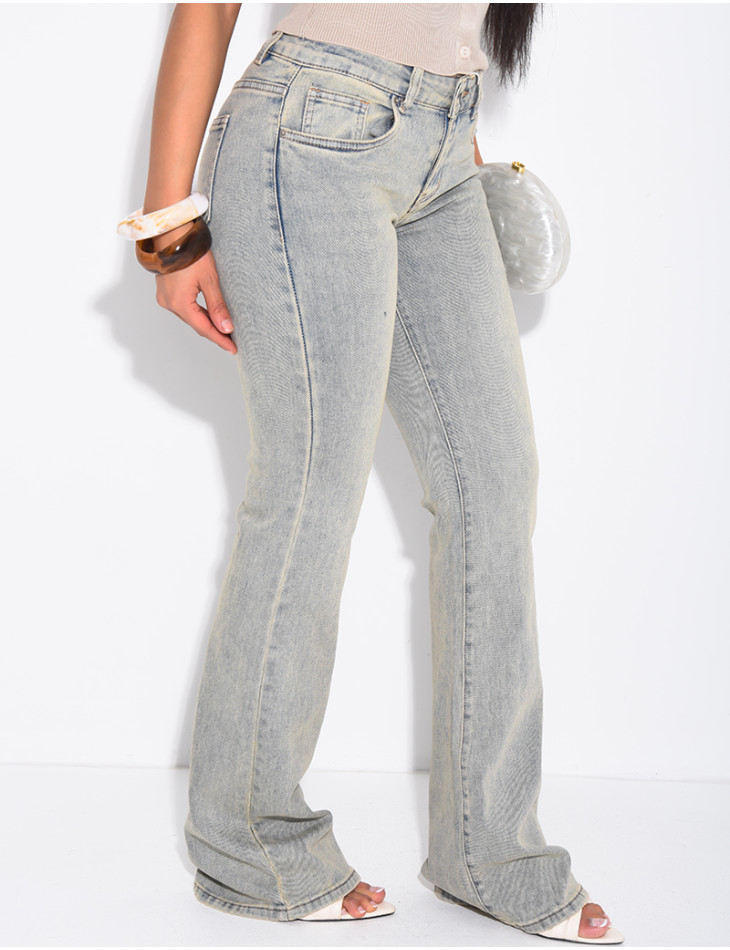Flare-Jeans mit niedriger Leibhöhe und Vintage-Waschung