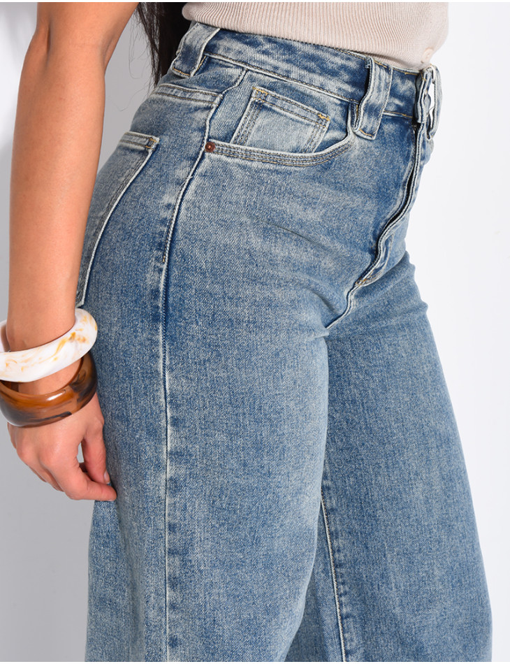 Weite Stretch-Jeans mit Umschlag