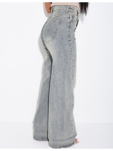 Stretchy wide-leg jeans with cuffs