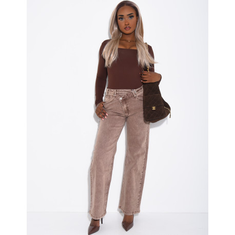 Brown-washed wide-leg jeans with a double-breasted fly