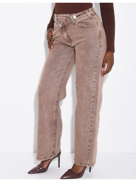 Brown-washed wide-leg jeans with a double-breasted fly