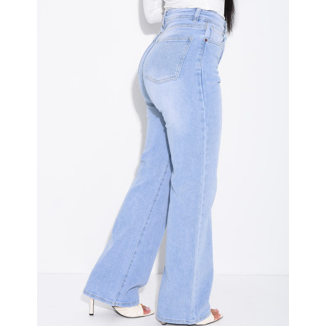 High-waisted straight-leg stretch jeans
