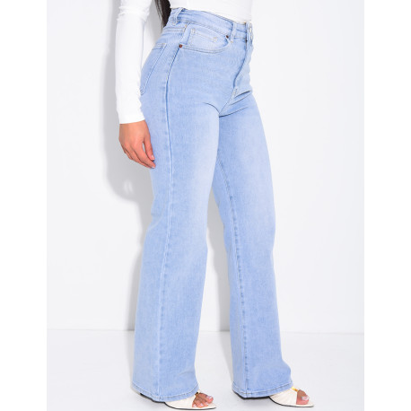 High-waisted straight-leg stretch jeans