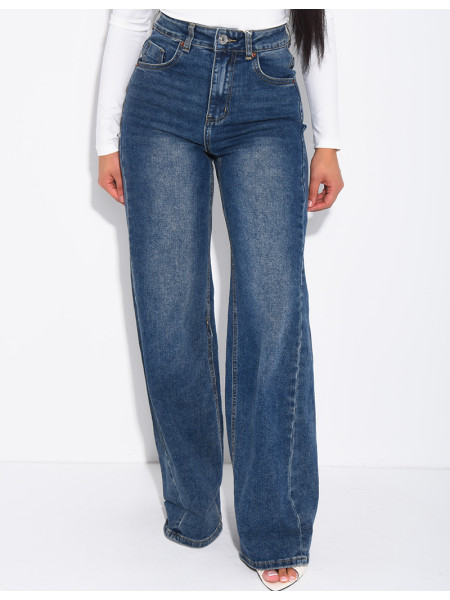 Stretchy wide-leg jeans with cuffs
