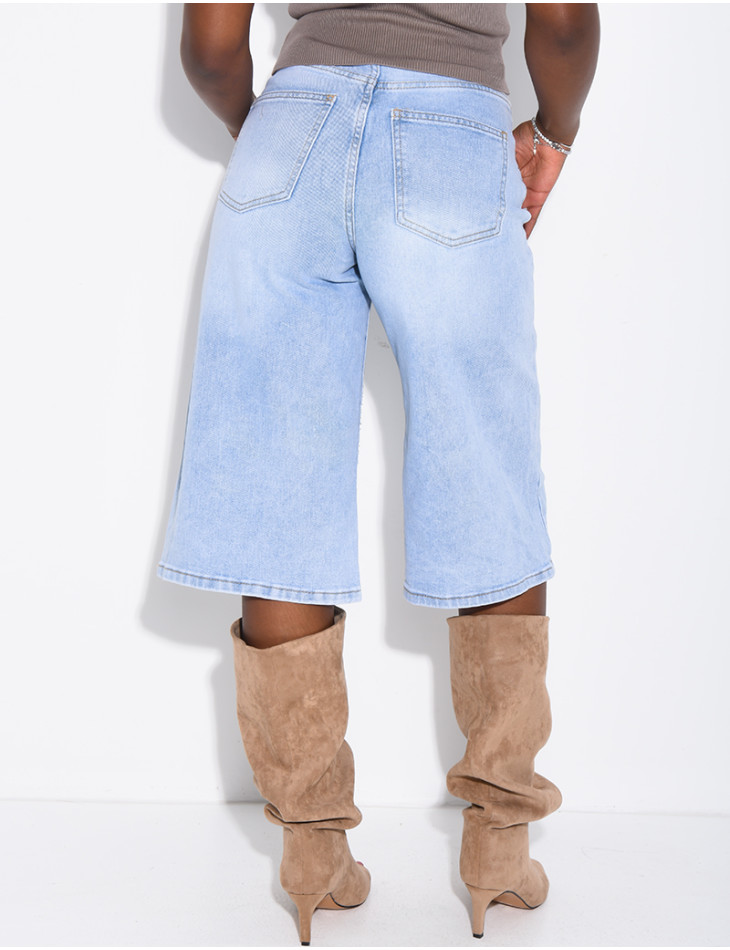 Faded blue stretch denim Bermuda shorts