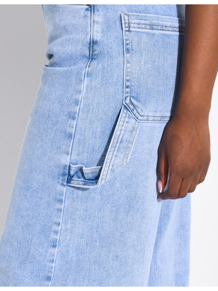 Jeans-Bermudas im Carpenter-Stil