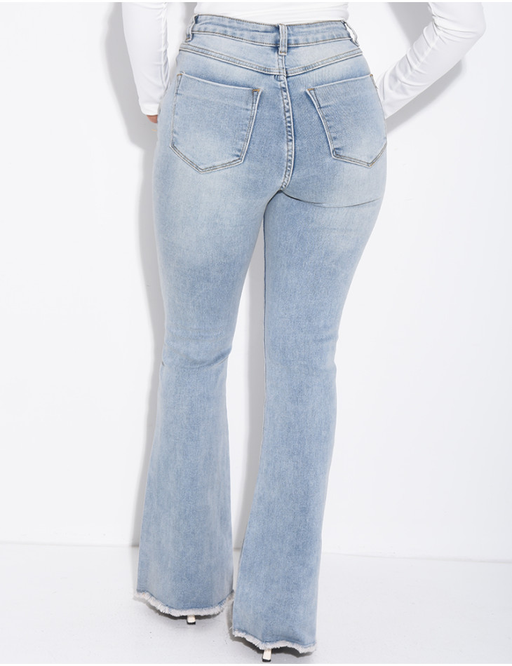 High-waisted stretchy flared jeans