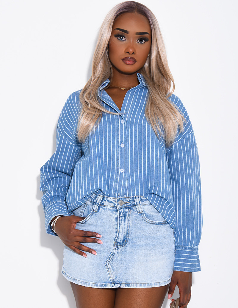 Loose-fitting striped denim...