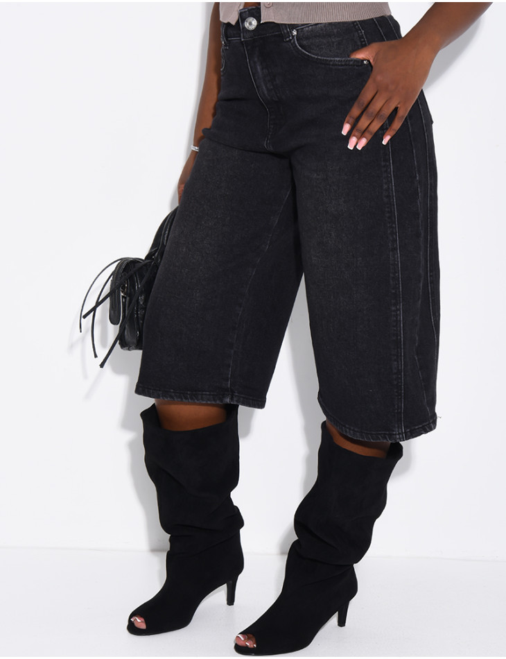 Weite Jeans-Bermudas