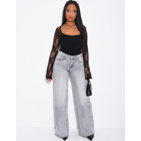 Low-rise wide-leg jeans with flap pockets