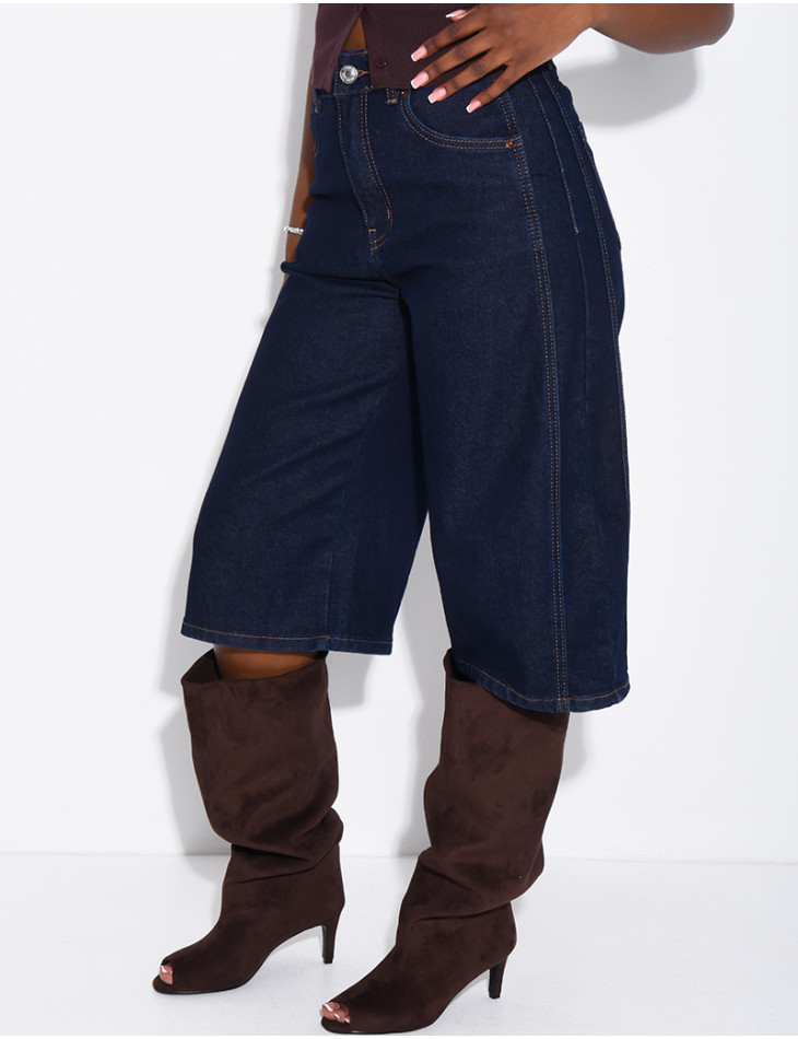 Loose-fit denim Bermuda shorts