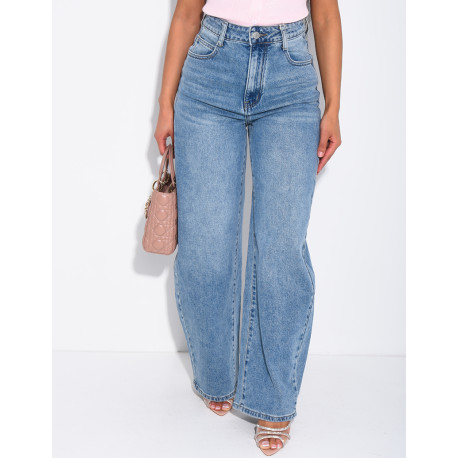 Hoch taillierte Jeans mit weitem Bein, verwaschener Look