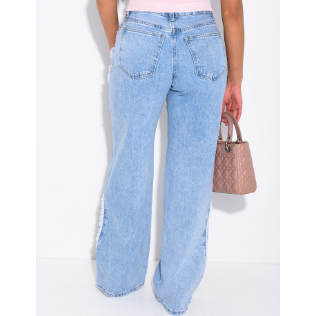 Jeans mit weitem Schnitt und mittlerer Leibhöhe, mit ausgefransten Nähten