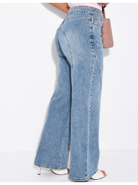 Jeans mit geradem Schnitt, Nieten und Kontrastnähten