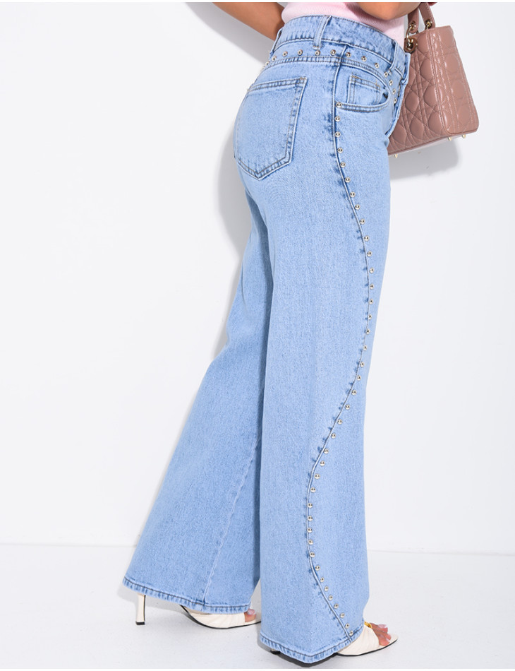 Jeans mit geradem Schnitt, Nieten und Kontrastnähten