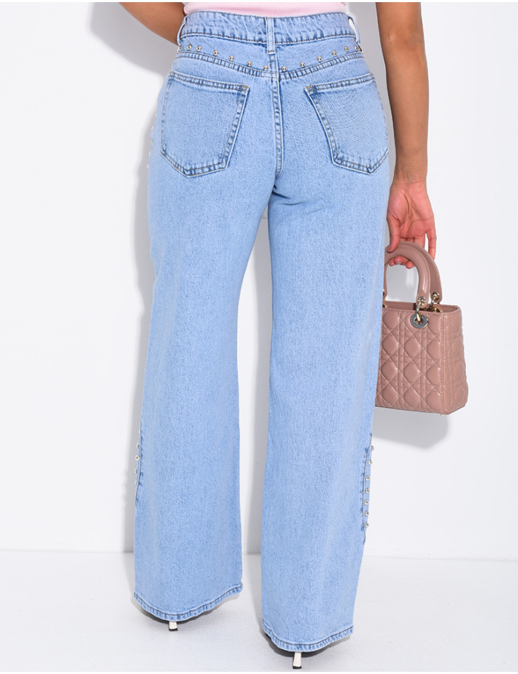 Jeans mit geradem Schnitt, Nieten und Kontrastnähten