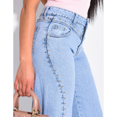 Jeans mit geradem Schnitt, Nieten und Kontrastnähten