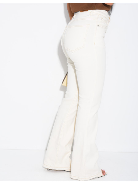 Stretch-Skinny-Jeans mit ausgestelltem Saum