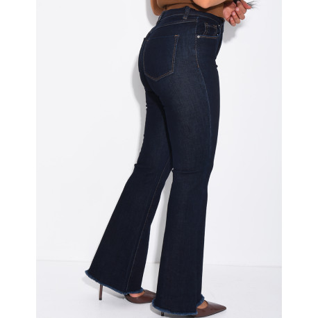 High-waisted stretchy flared jeans