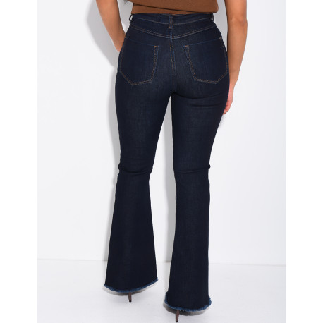 High-waisted stretchy flared jeans