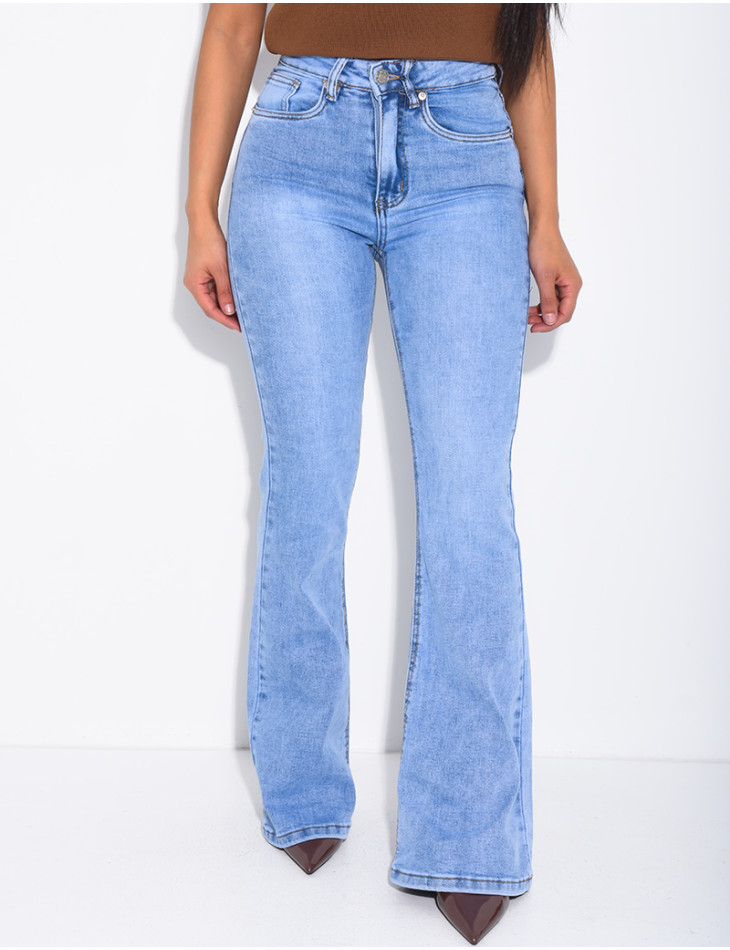 Stretch-Skinny-Jeans mit ausgestelltem Saum