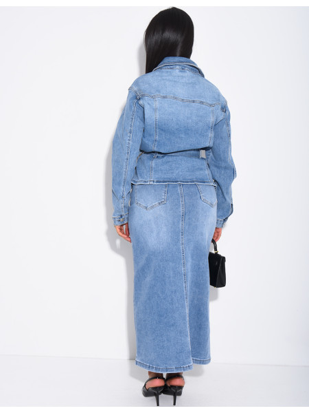 Jeans-Set aus langem Rock und Jacke mit Gürtel