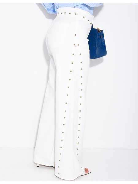 Jeans coupe évasée à clous