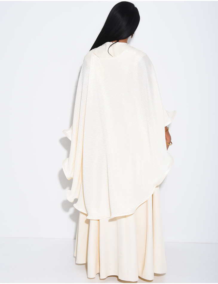 Ensemble robe sans manche évasée et cape plissée à broche