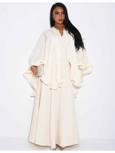 Ensemble robe sans manche évasée et cape plissée à broche
