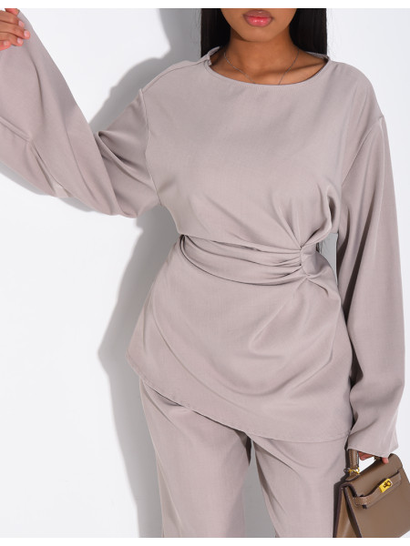 Ensemble pantalon large et blouse effet froncé à nouer