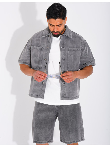 Ensemble en jeans short et chemise