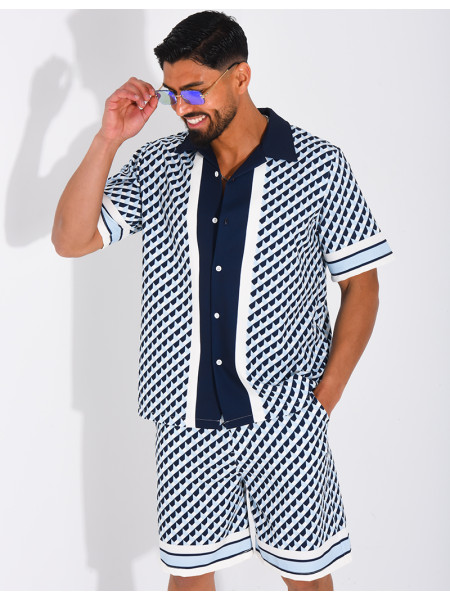 Ensemble short et chemise à motifs géométriques