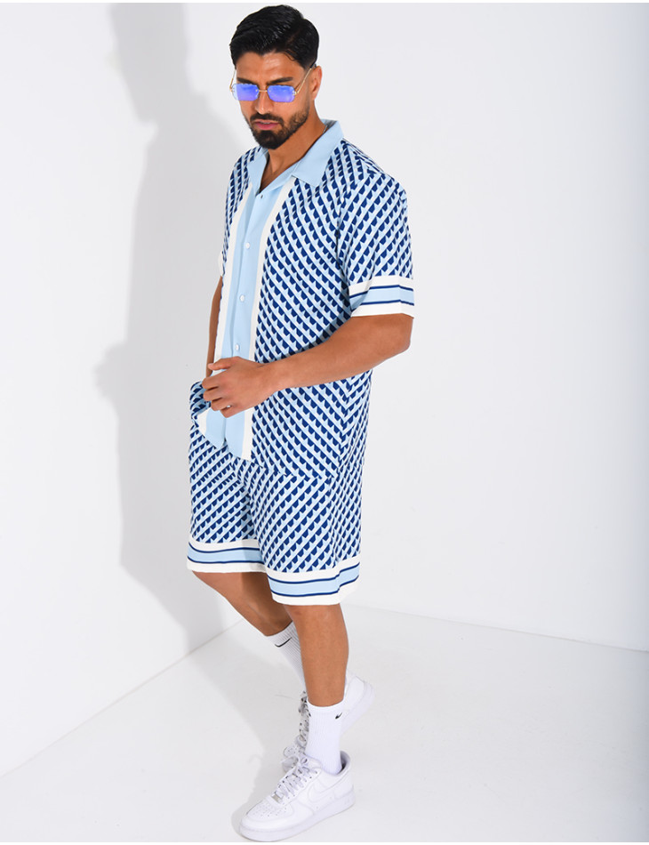 Ensemble short et chemise à motifs géométriques
