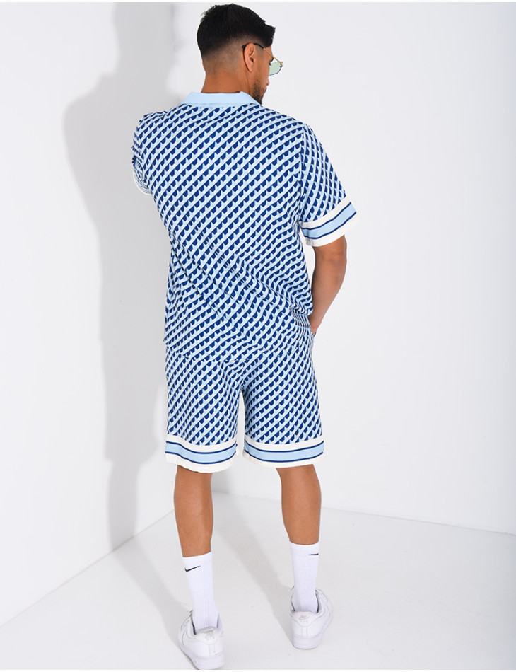 Ensemble short et chemise à motifs géométriques